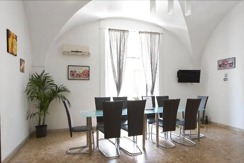 B&B Favola Mediterranea Catania Bed & Breakfast